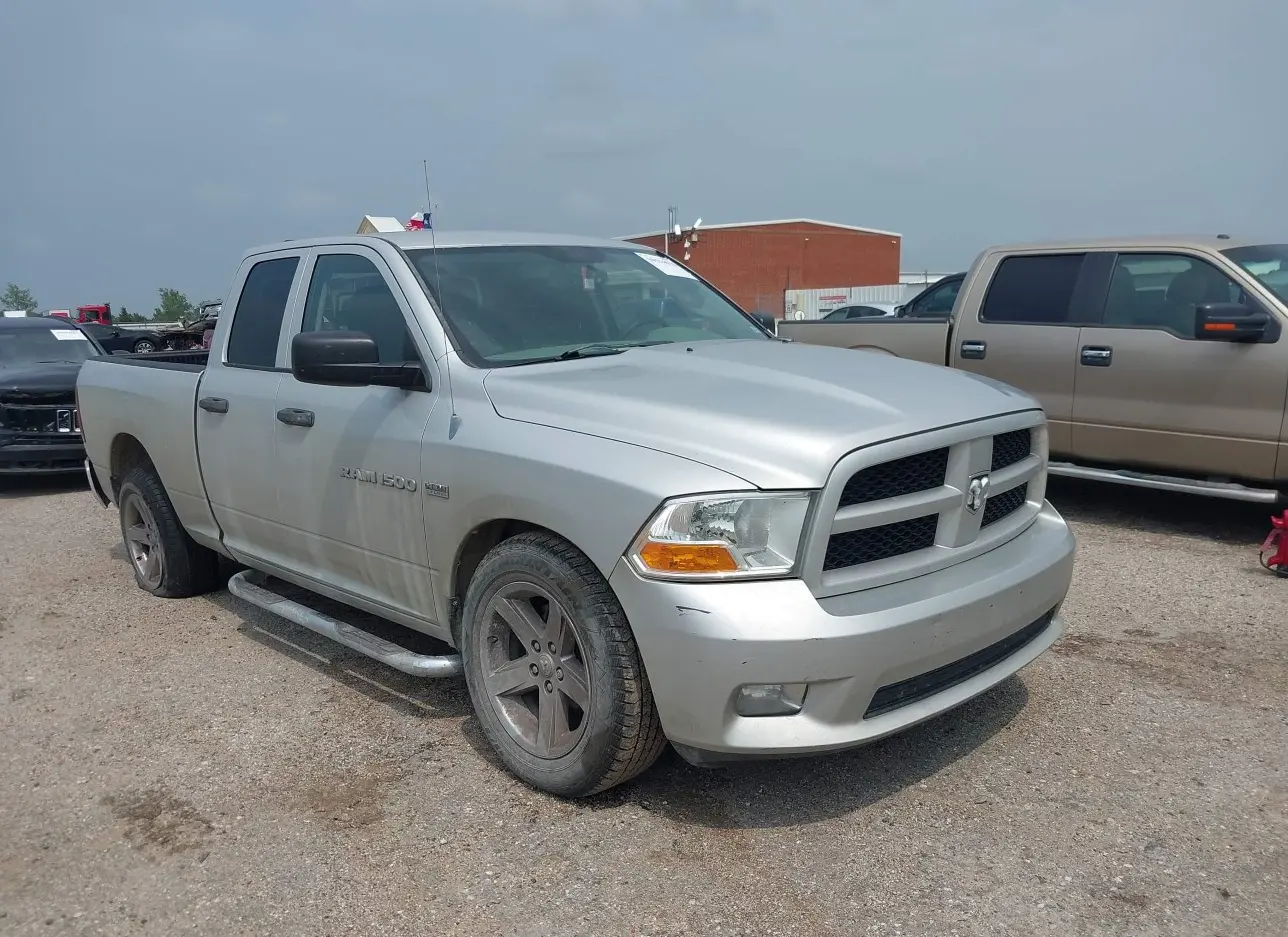 2012 DODGE  - Image 1.