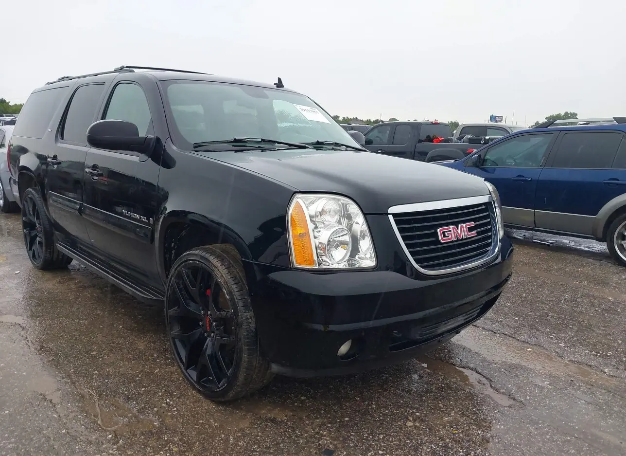 2007 GMC  - Image 1.