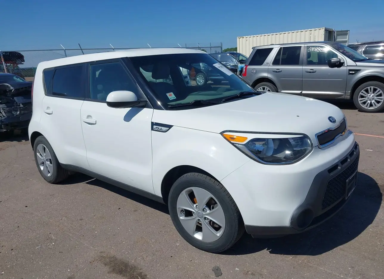 2016 KIA  - Image 1.