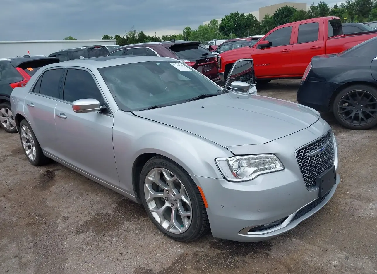 2019 CHRYSLER  - Image 1.