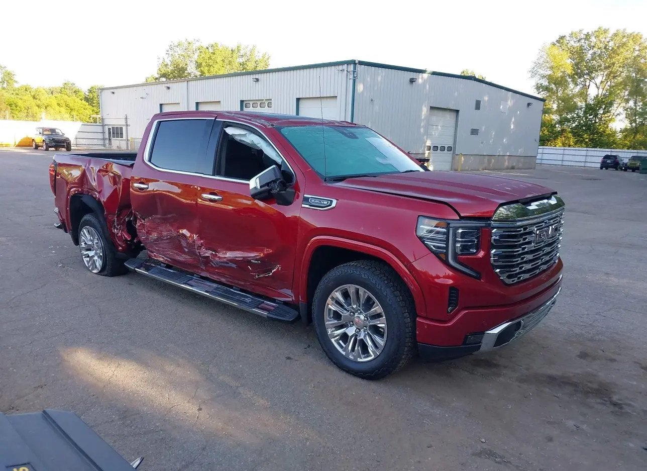 2024 GMC  - Image 1.