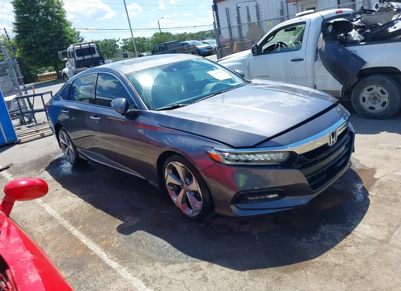 2019 HONDA  - Image 1.