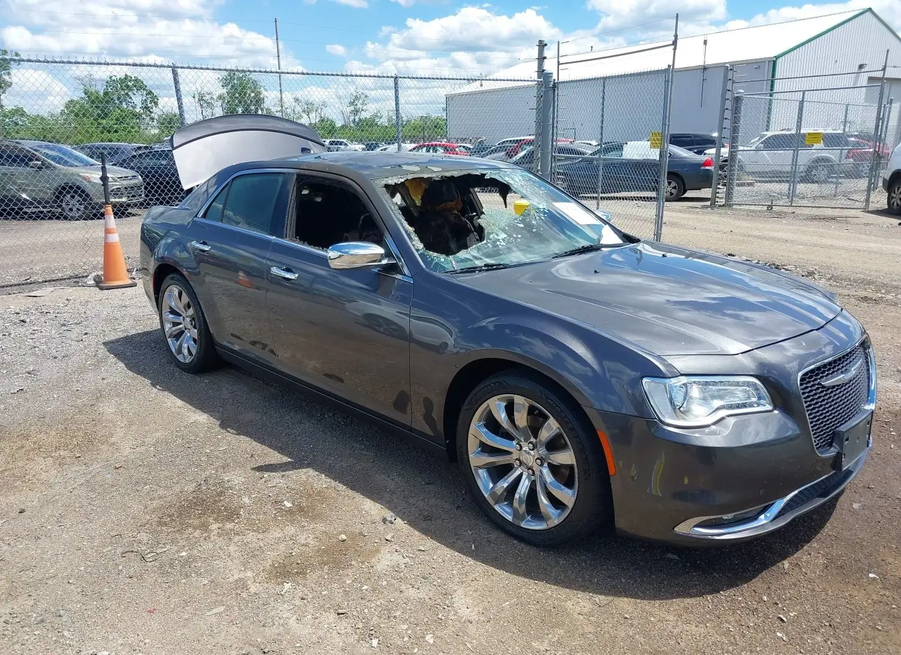 2018 CHRYSLER  - Image 1.