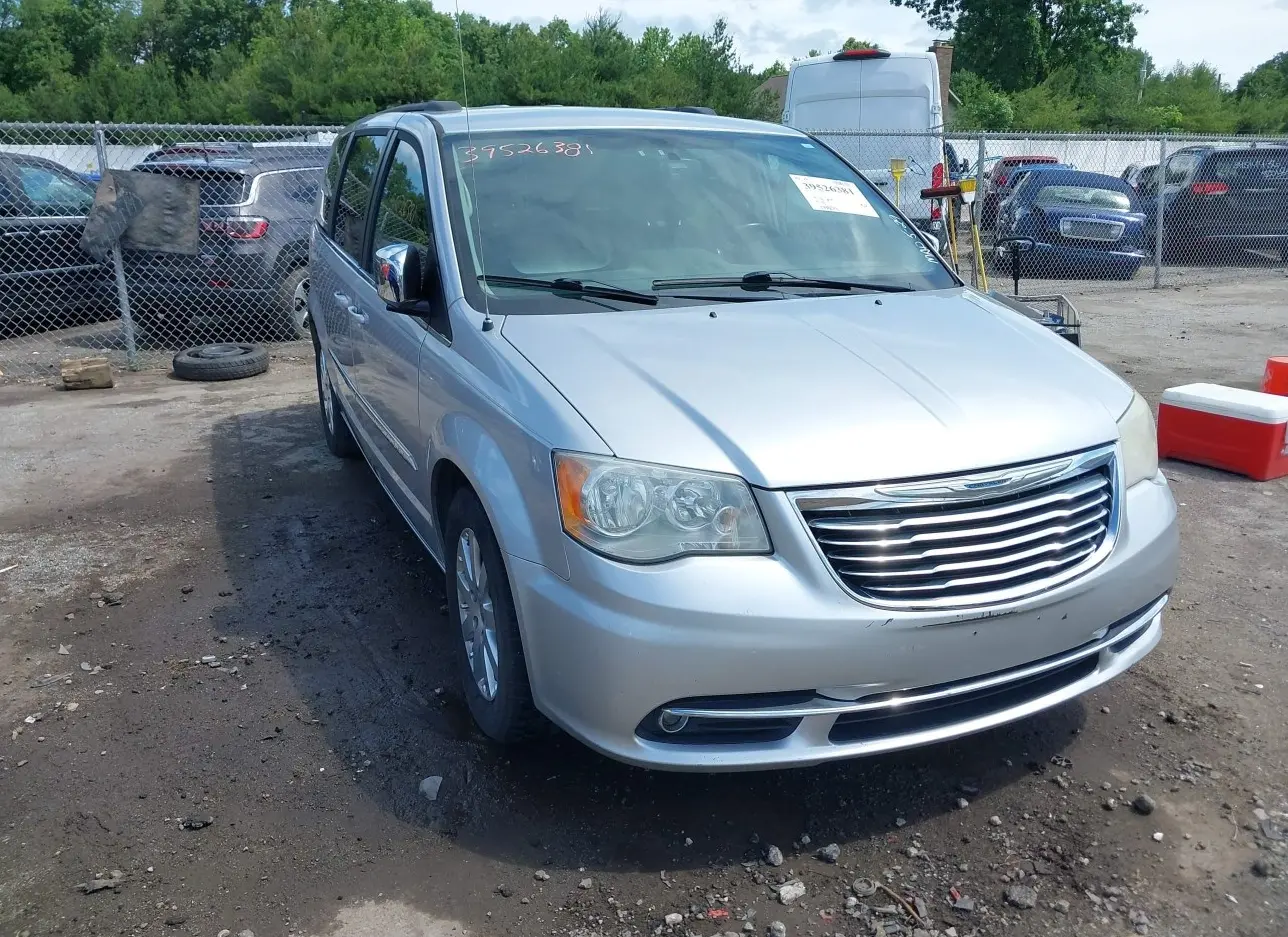 2011 CHRYSLER  - Image 1.