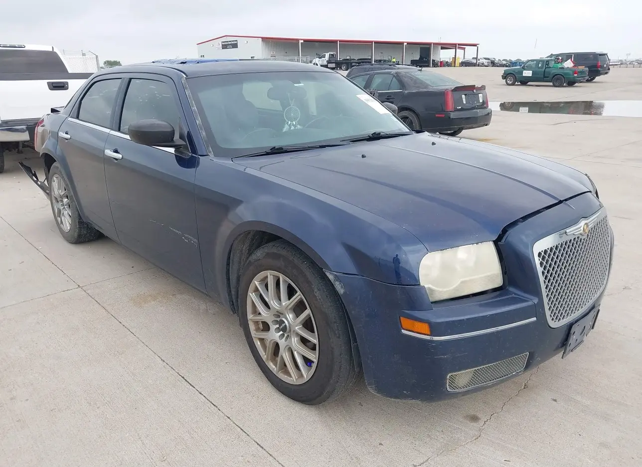 2006 CHRYSLER  - Image 1.