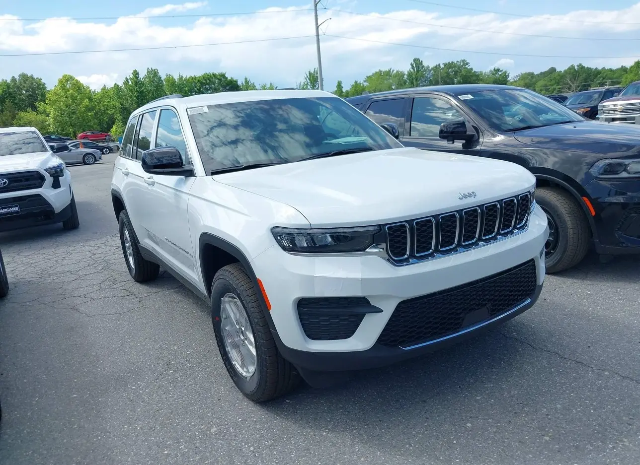 2024 JEEP  - Image 1.