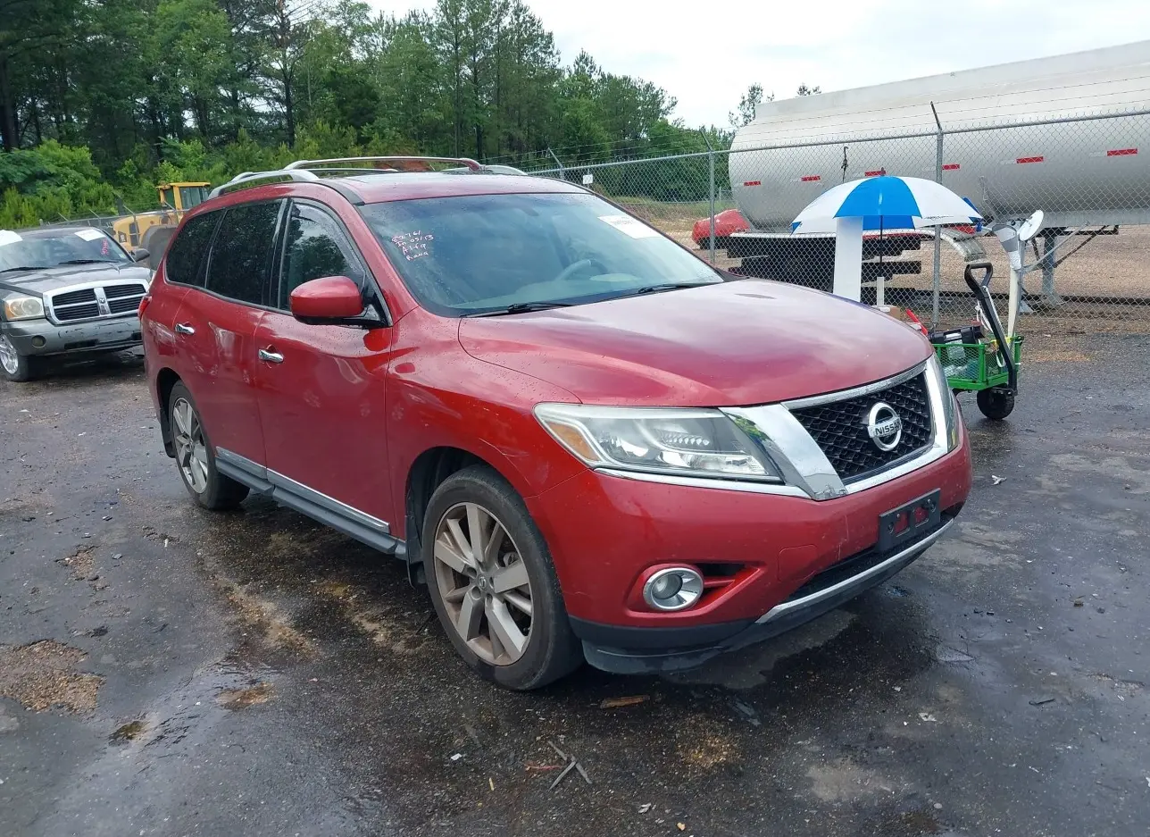 2015 NISSAN  - Image 1.