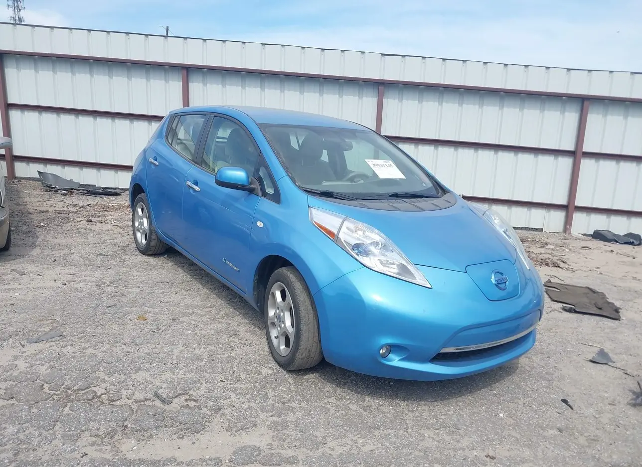 2012 NISSAN  - Image 1.