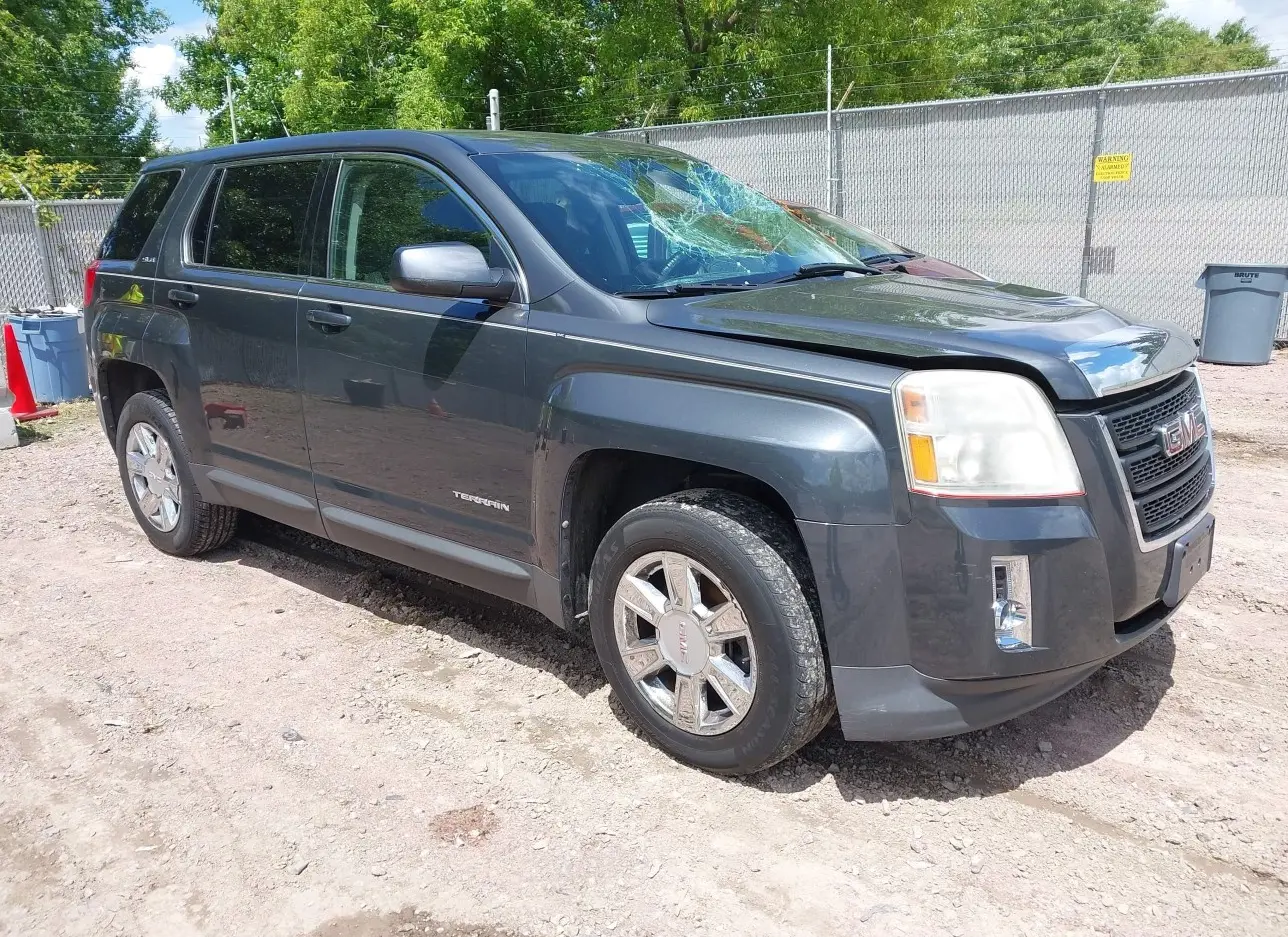 2011 GMC  - Image 1.