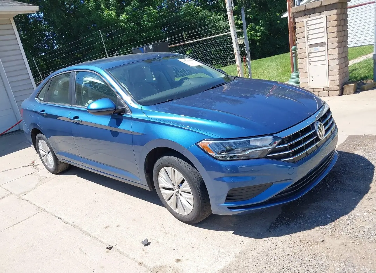 2020 VOLKSWAGEN  - Image 1.