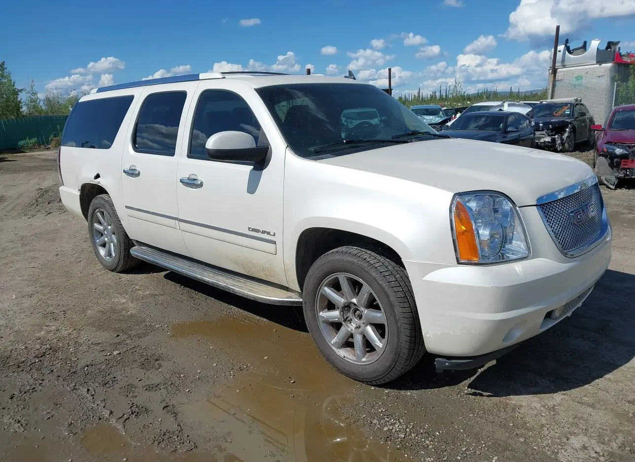 2012 GMC  - Image 1.