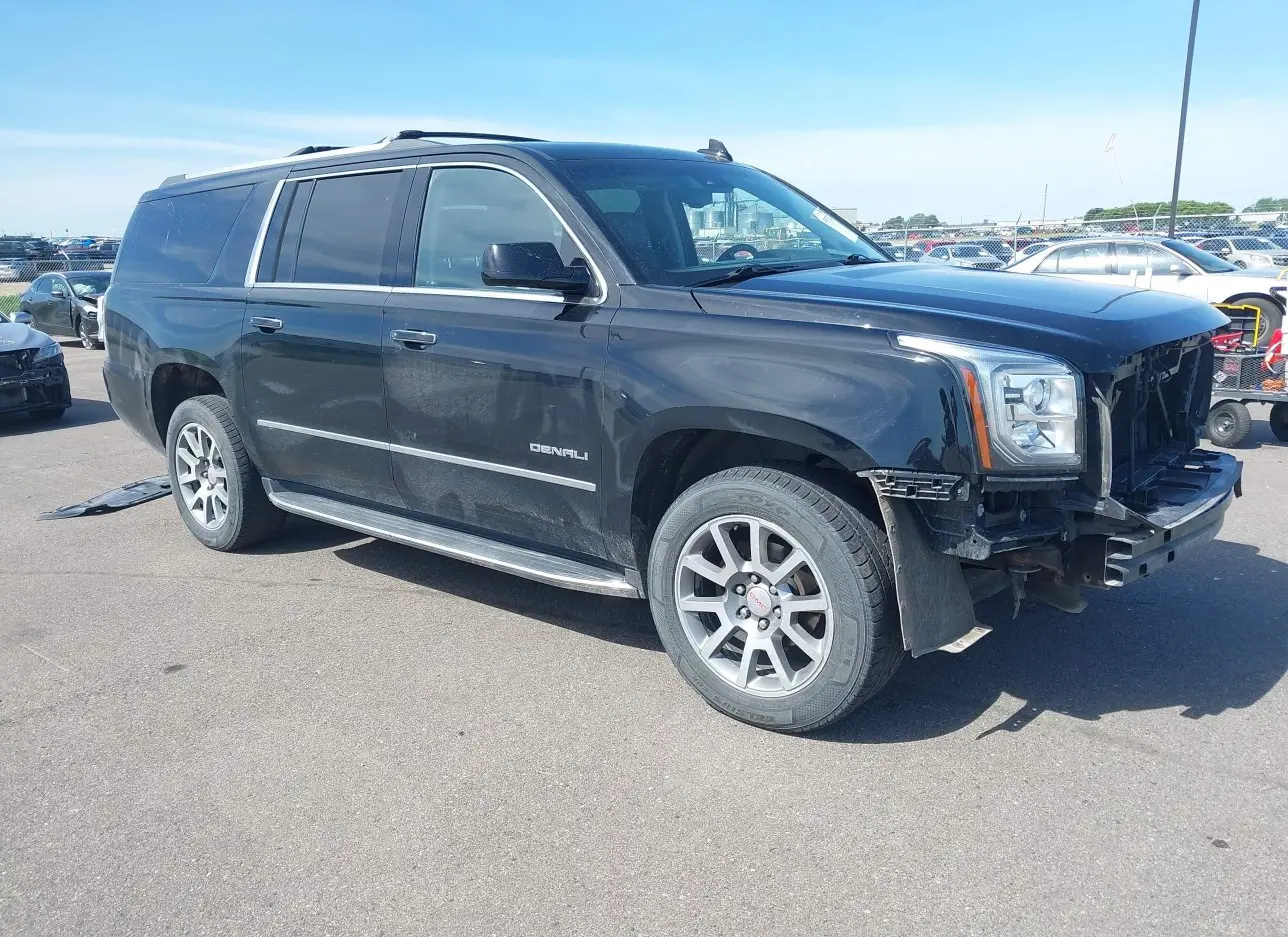 2016 GMC  - Image 1.