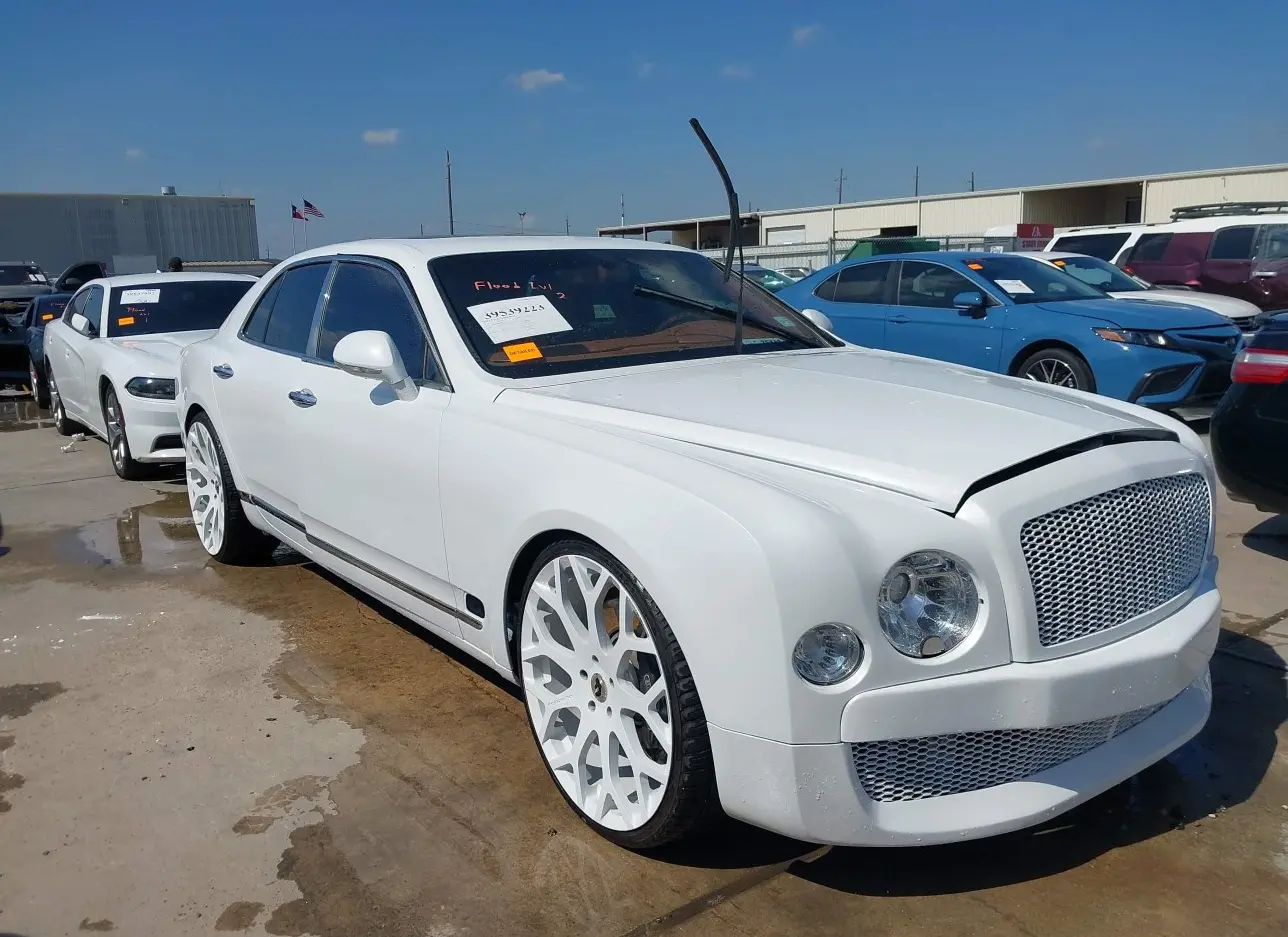 2013 BENTLEY  - Image 1.