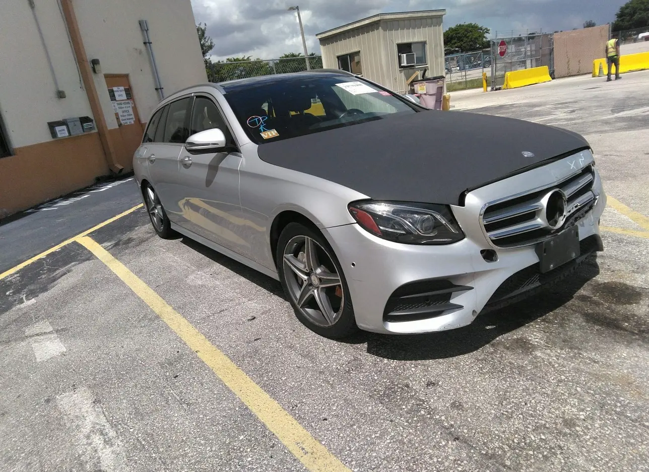 2017 MERCEDES-BENZ  - Image 1.