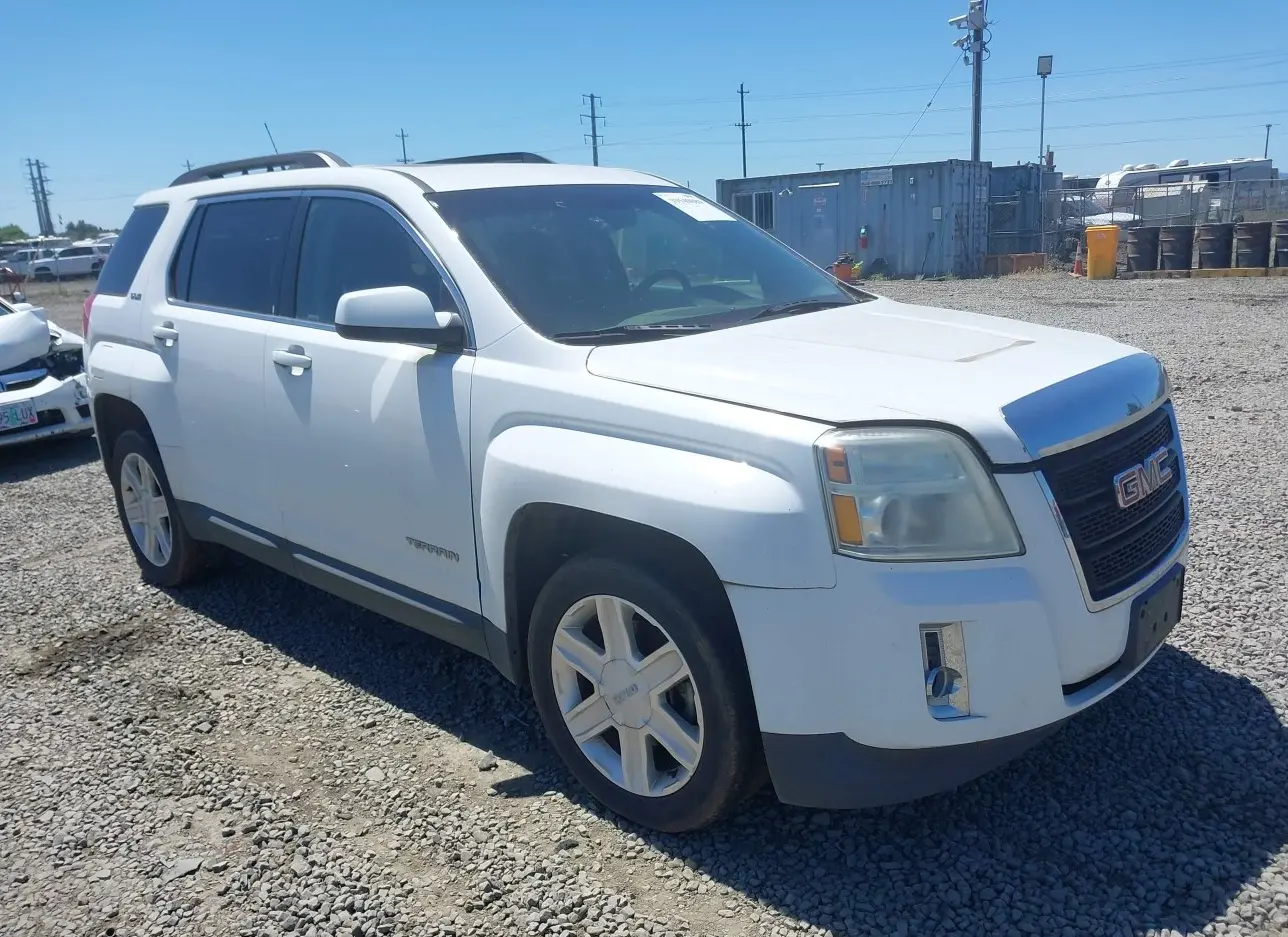 2011 GMC  - Image 1.