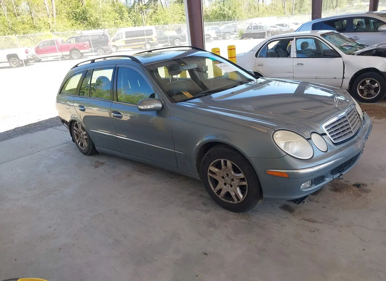 2005 MERCEDES-BENZ  - Image 1.