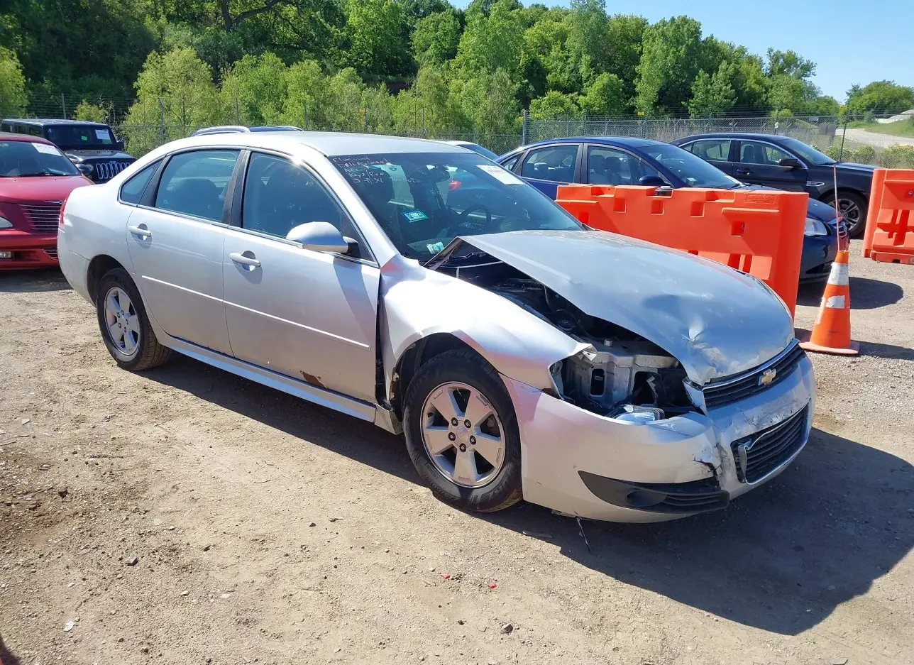 2010 CHEVROLET  - Image 1.