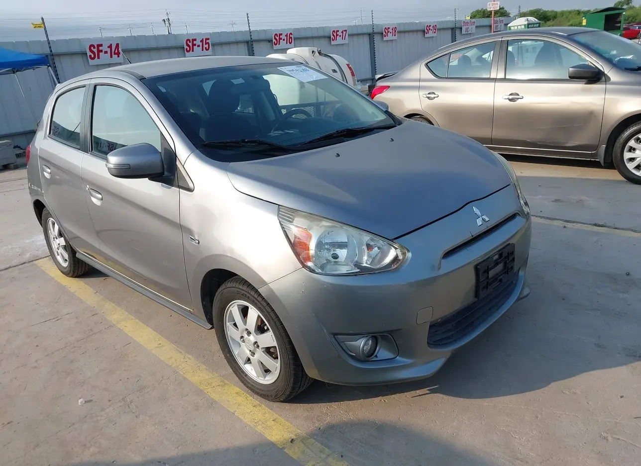 2015 MITSUBISHI  - Image 1.