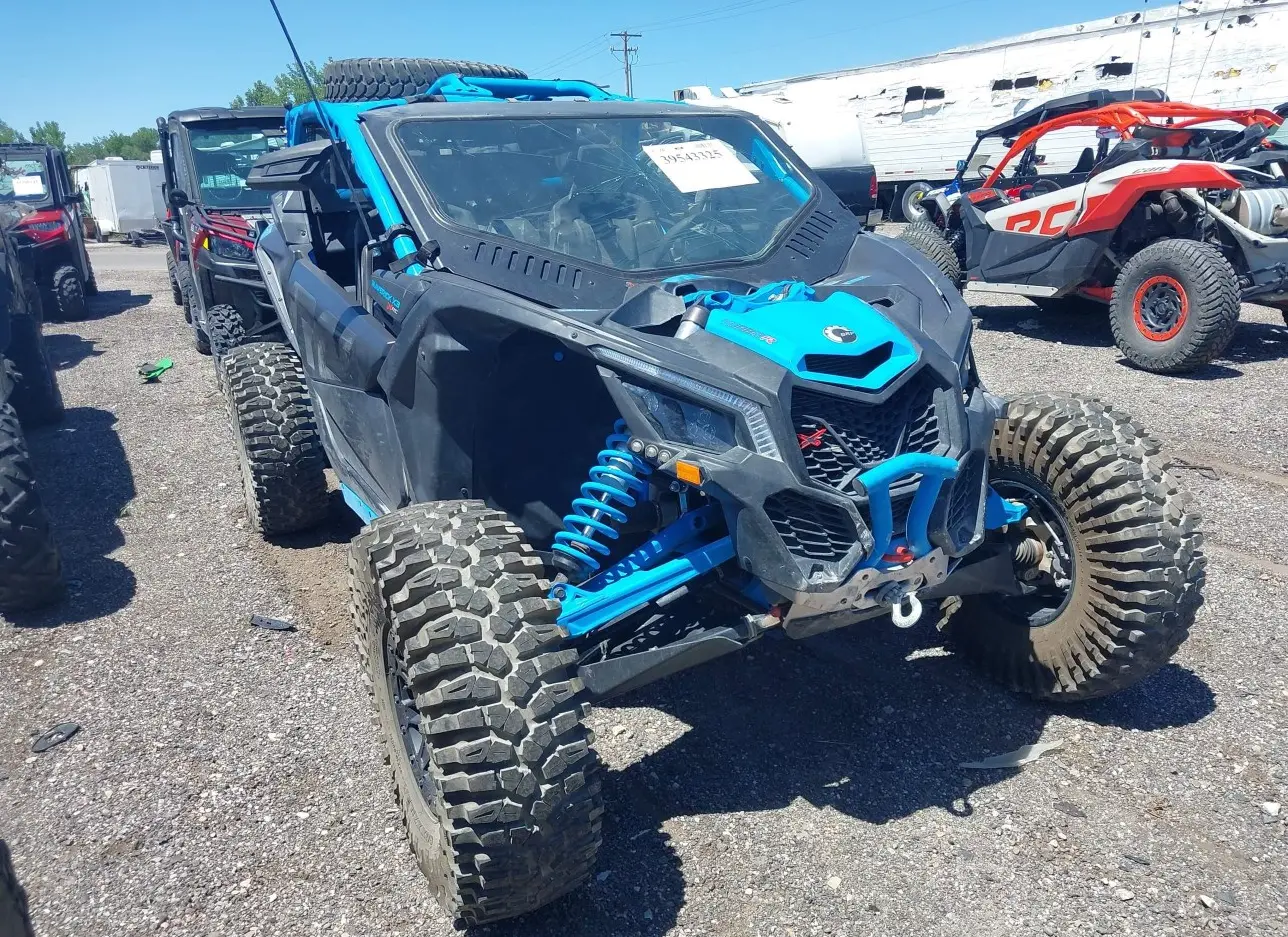 2018 CAN-AM  - Image 1.