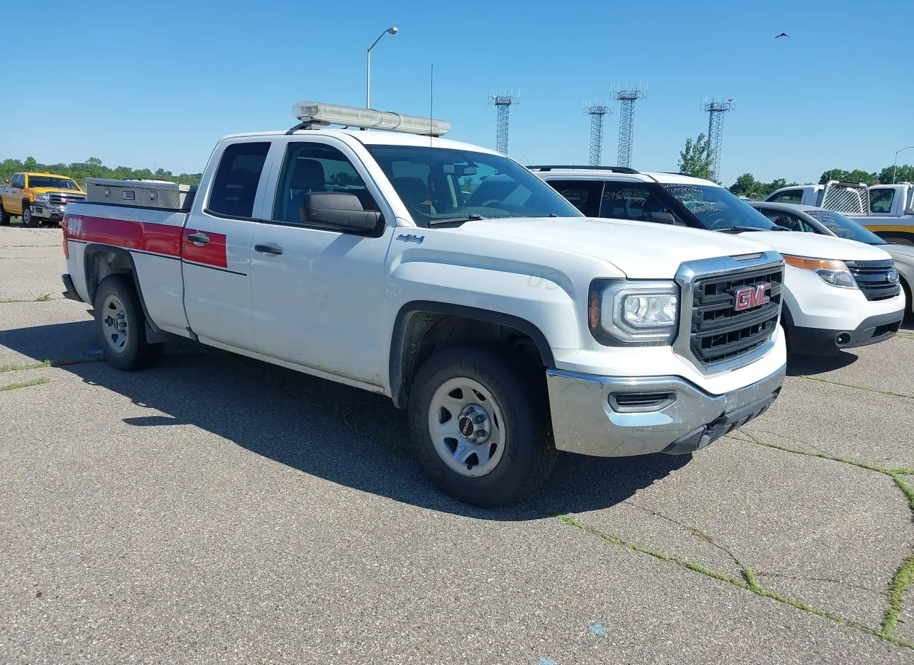 2016 GMC  - Image 1.