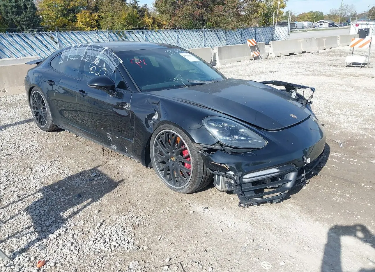 2018 PORSCHE  - Image 1.