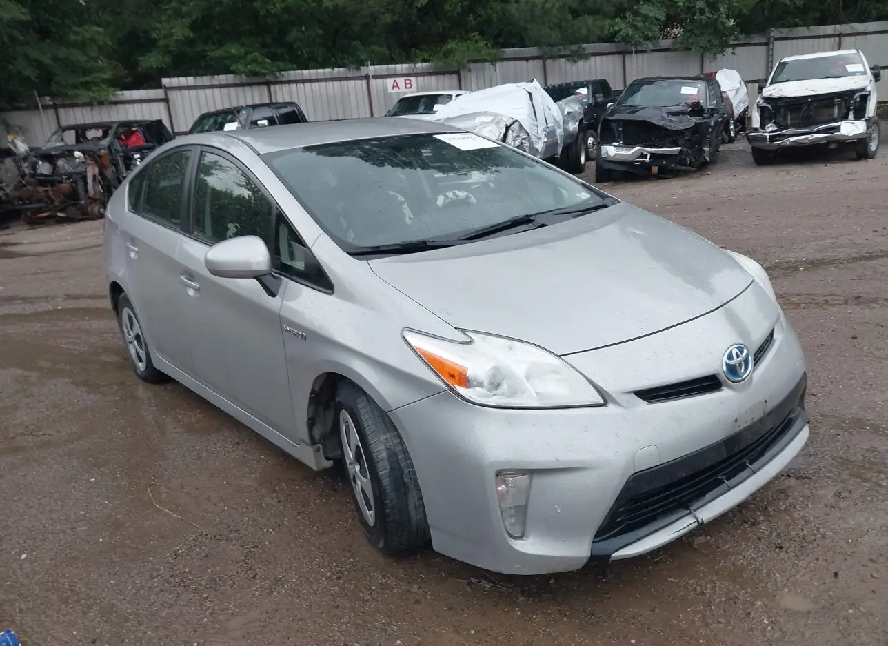 2013 TOYOTA  - Image 1.