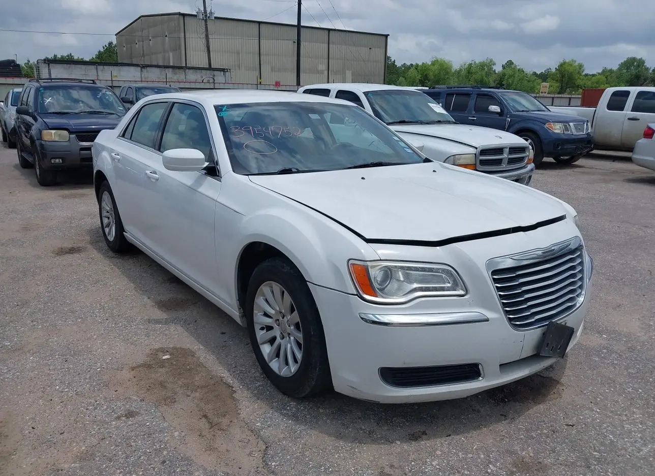 2012 CHRYSLER  - Image 1.