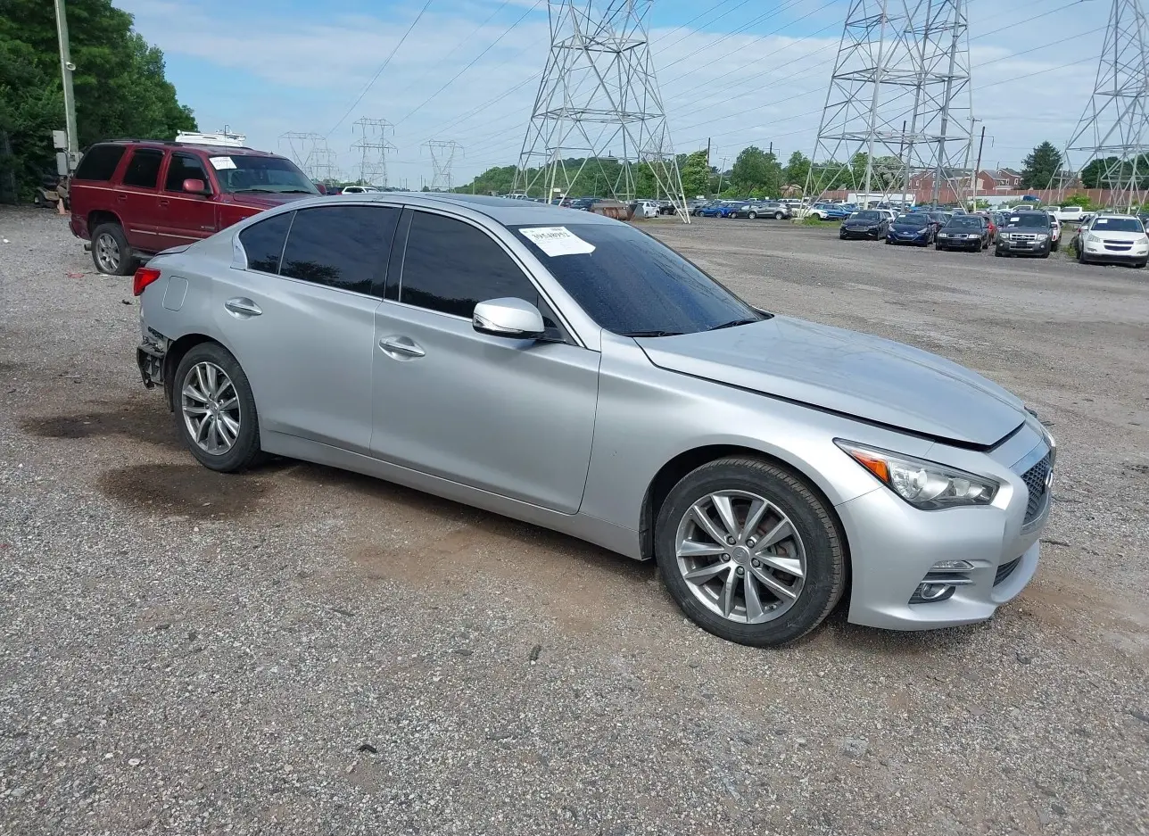 2016 INFINITI  - Image 1.