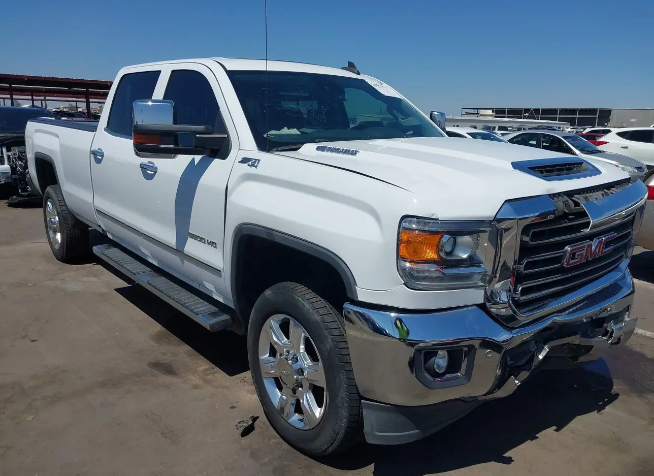 2017 GMC  - Image 1.