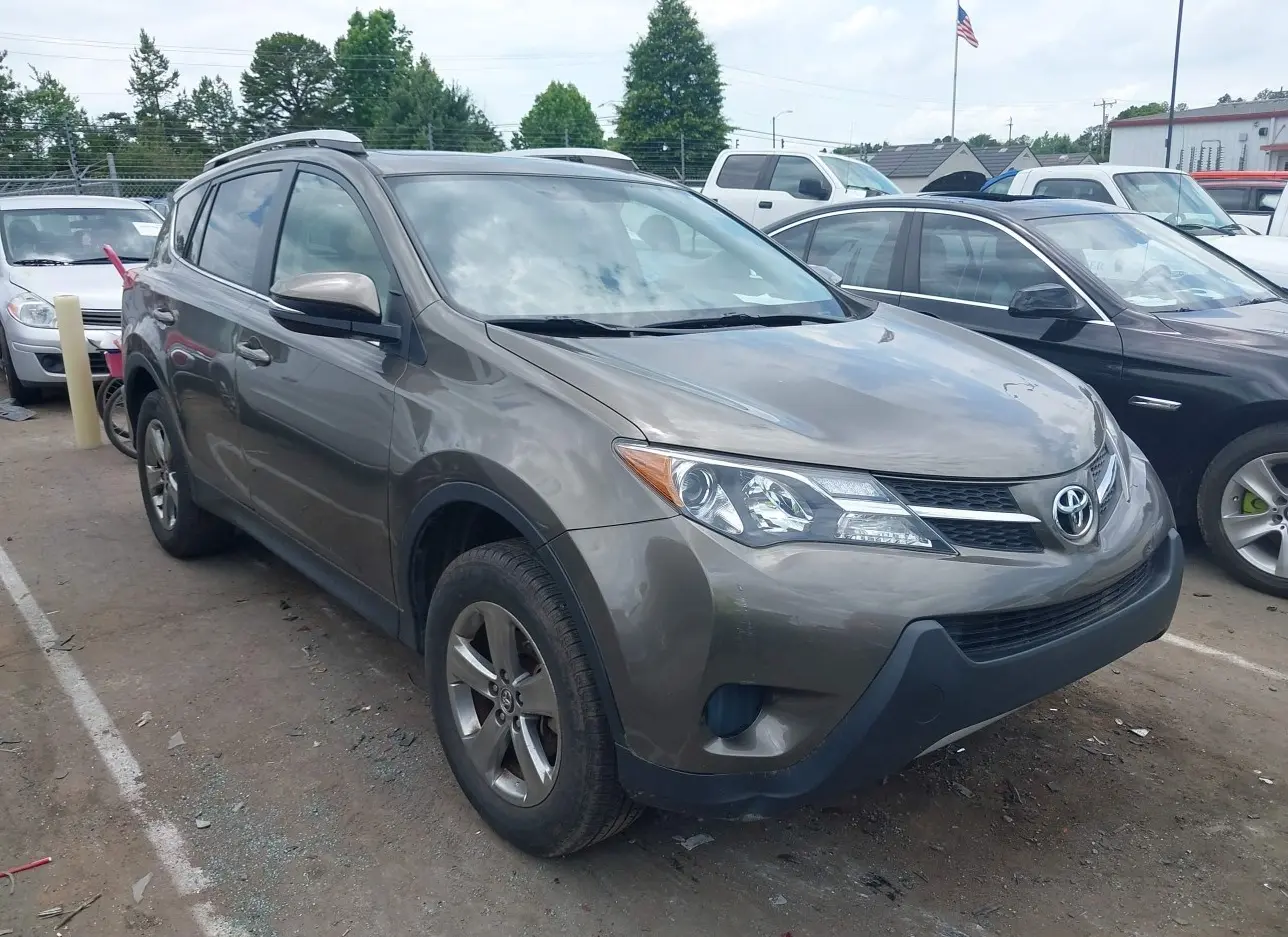 2015 TOYOTA  - Image 1.