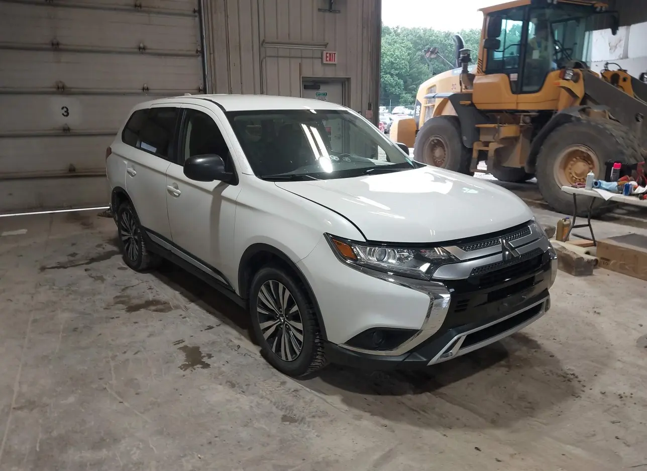 2019 MITSUBISHI  - Image 1.