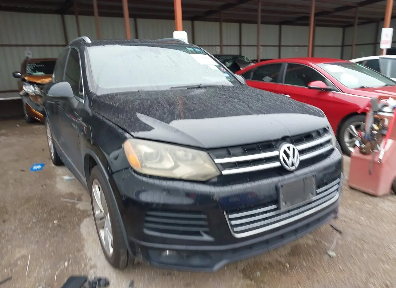 2014 VOLKSWAGEN  - Image 1.