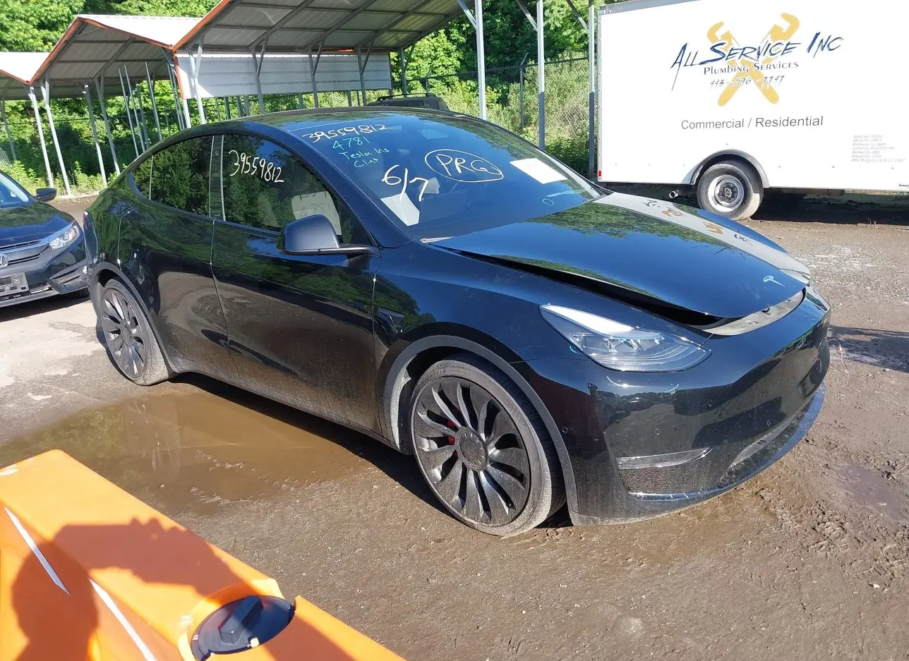 2022 TESLA  - Image 1.