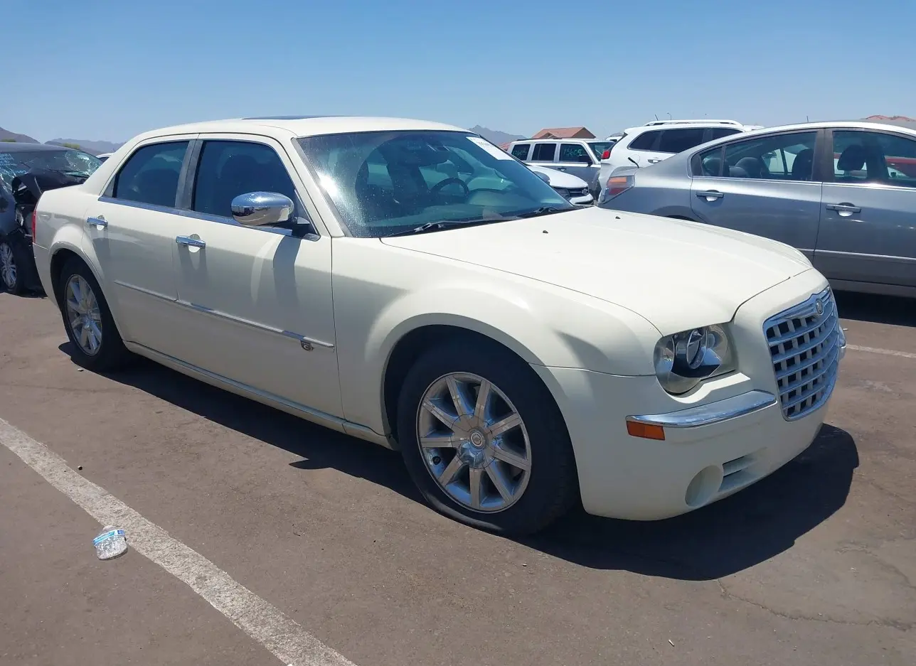 2009 CHRYSLER  - Image 1.