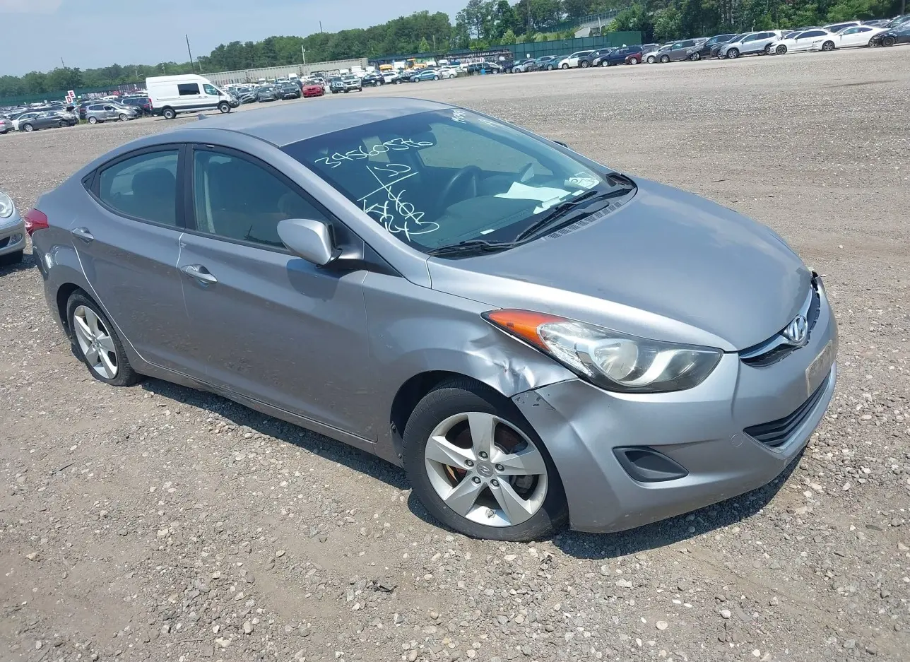 2013 HYUNDAI  - Image 1.