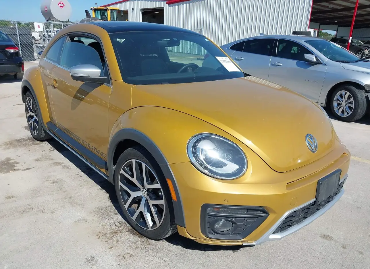 2017 VOLKSWAGEN  - Image 1.