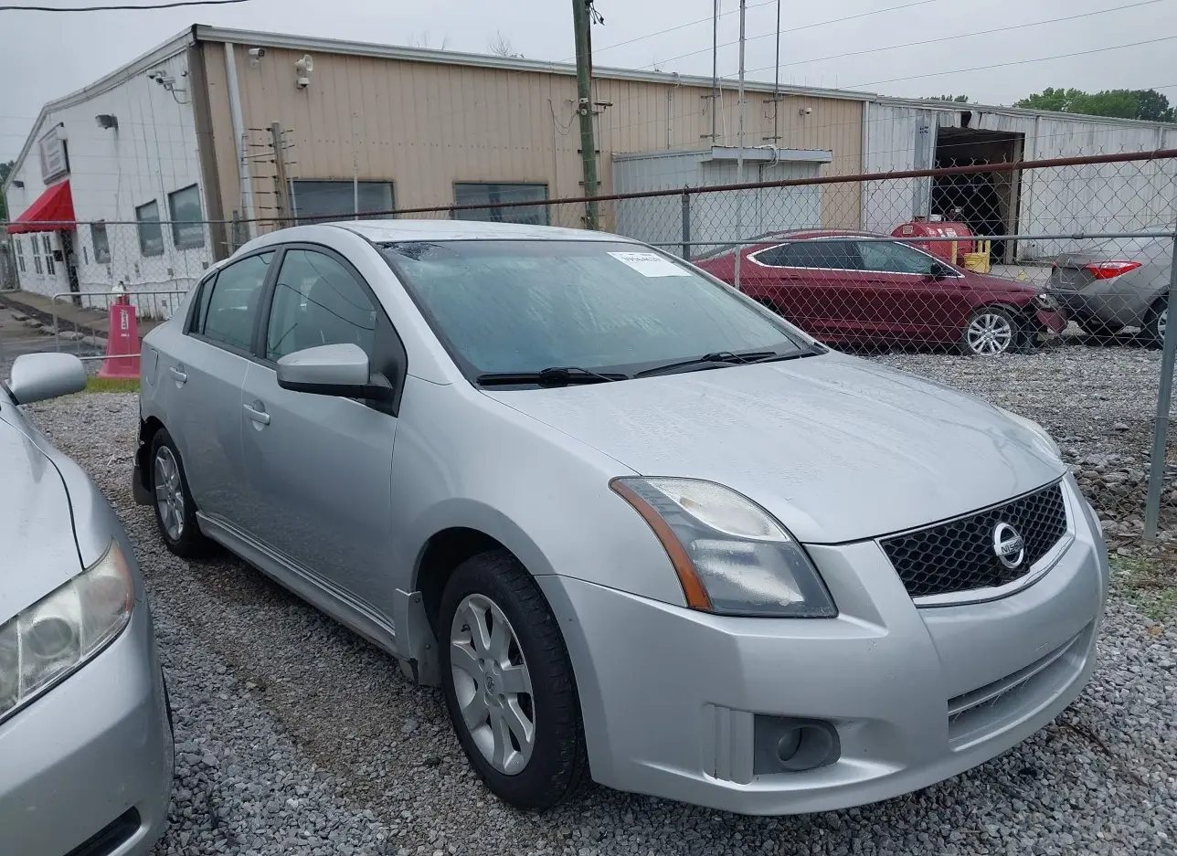 2010 NISSAN  - Image 1.