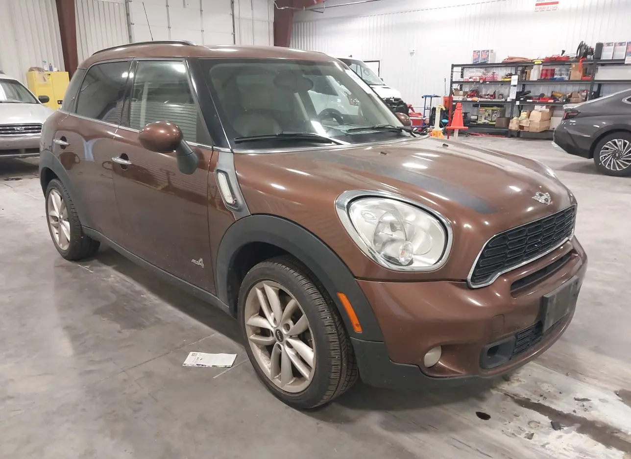 2014 MINI  - Image 1.