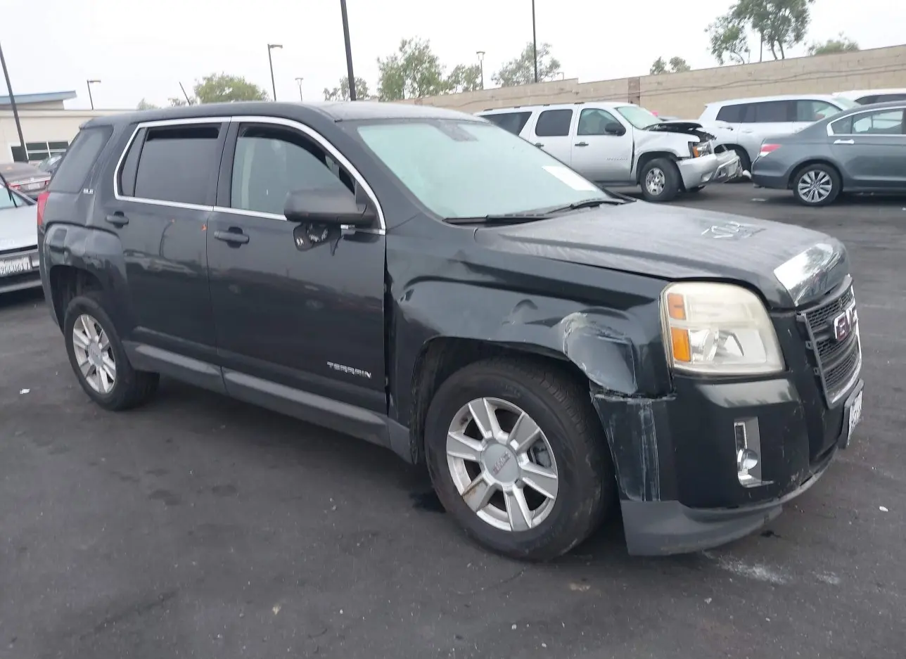 2013 GMC  - Image 1.