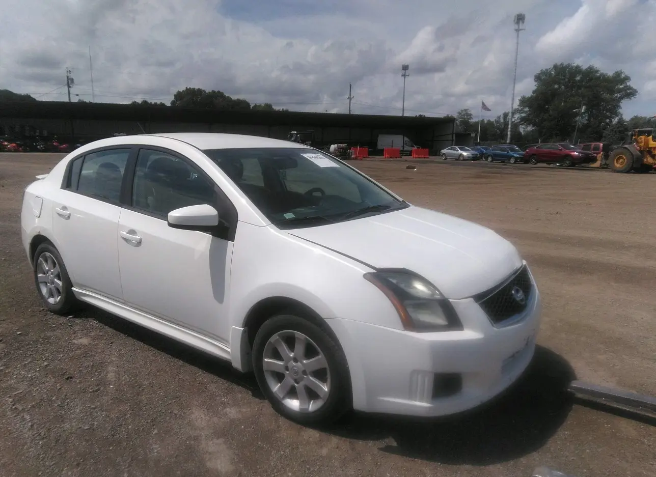 2011 NISSAN  - Image 1.