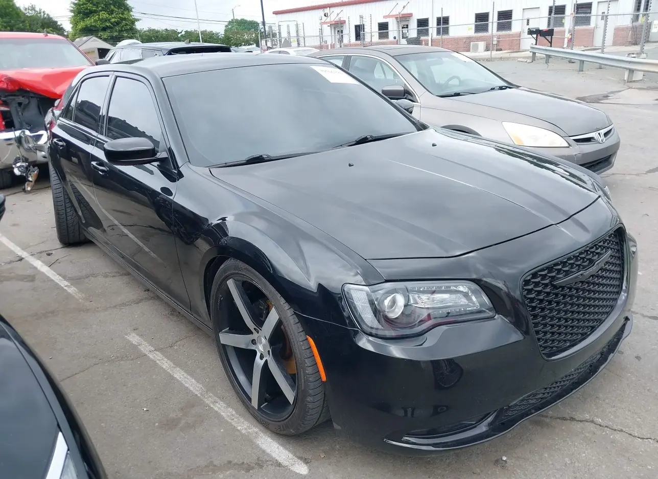 2017 CHRYSLER  - Image 1.