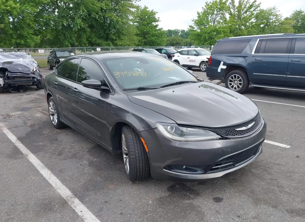 2015 CHRYSLER  - Image 1.