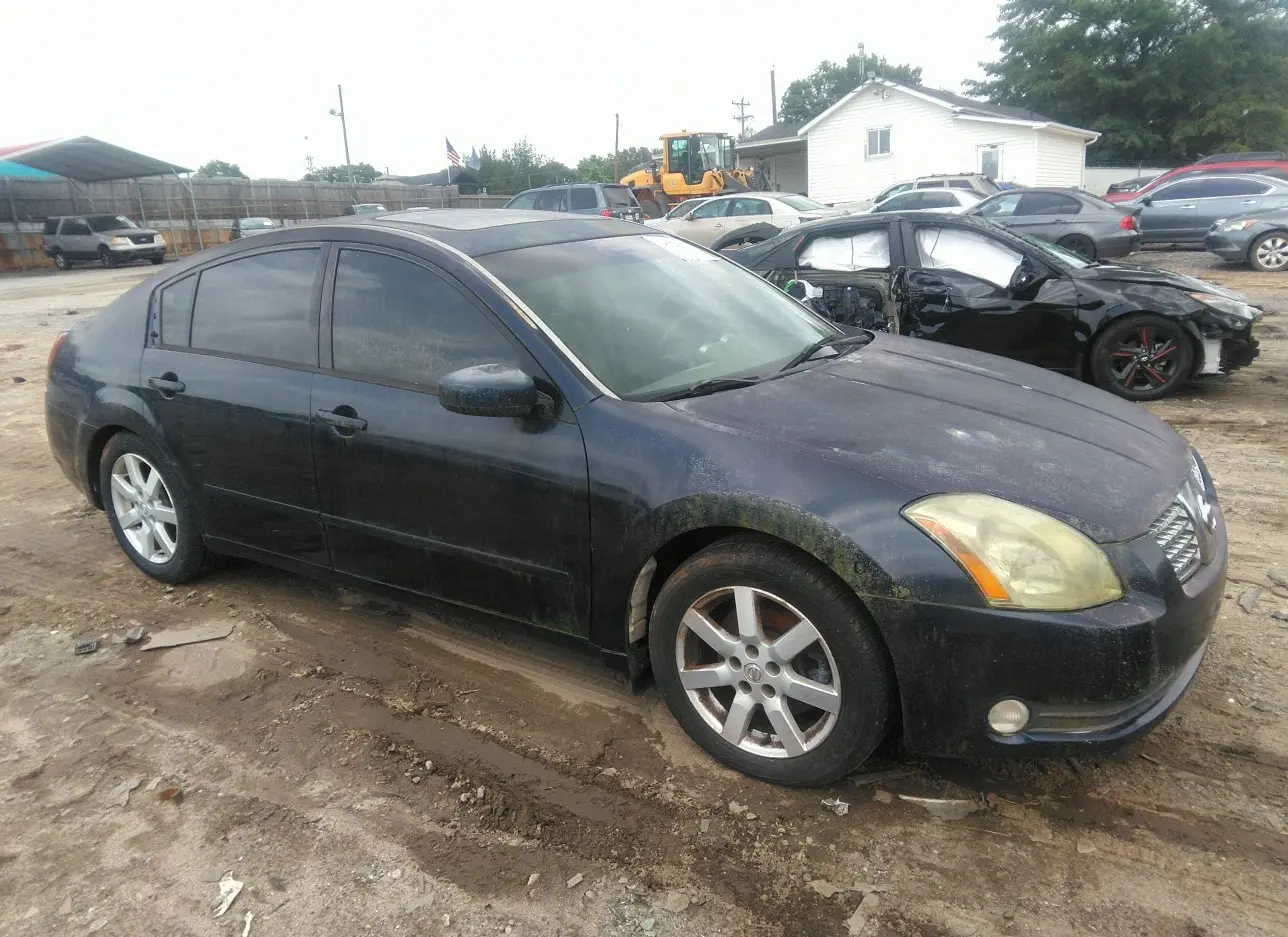 2005 NISSAN  - Image 1.