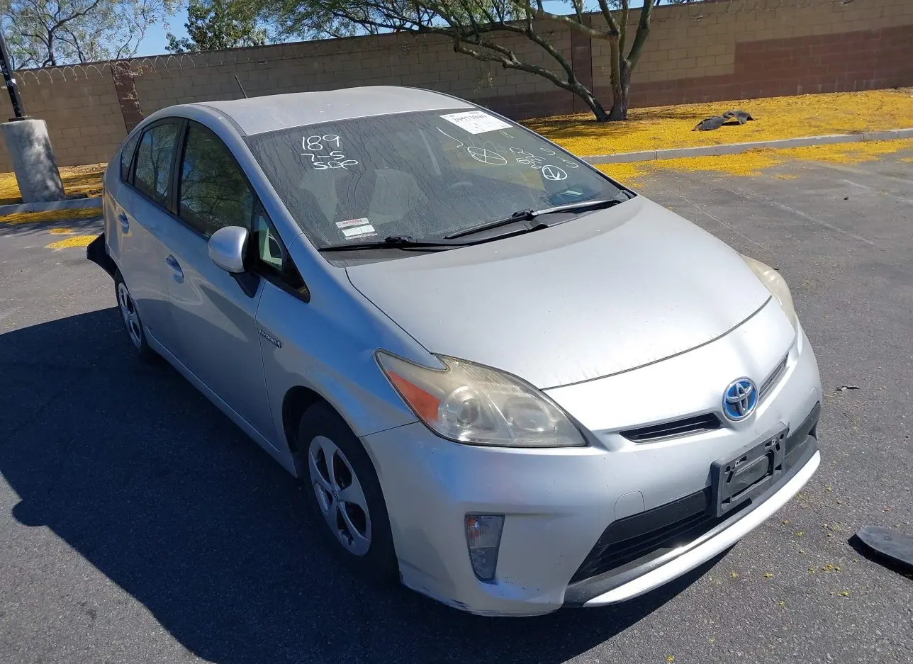 2012 TOYOTA  - Image 1.