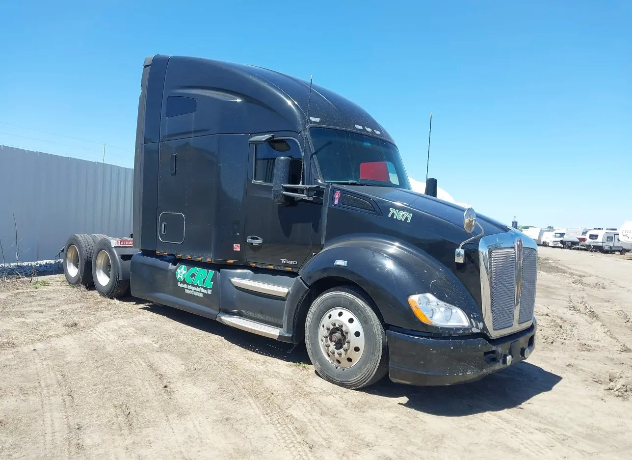 2019 KENWORTH  - Image 1.