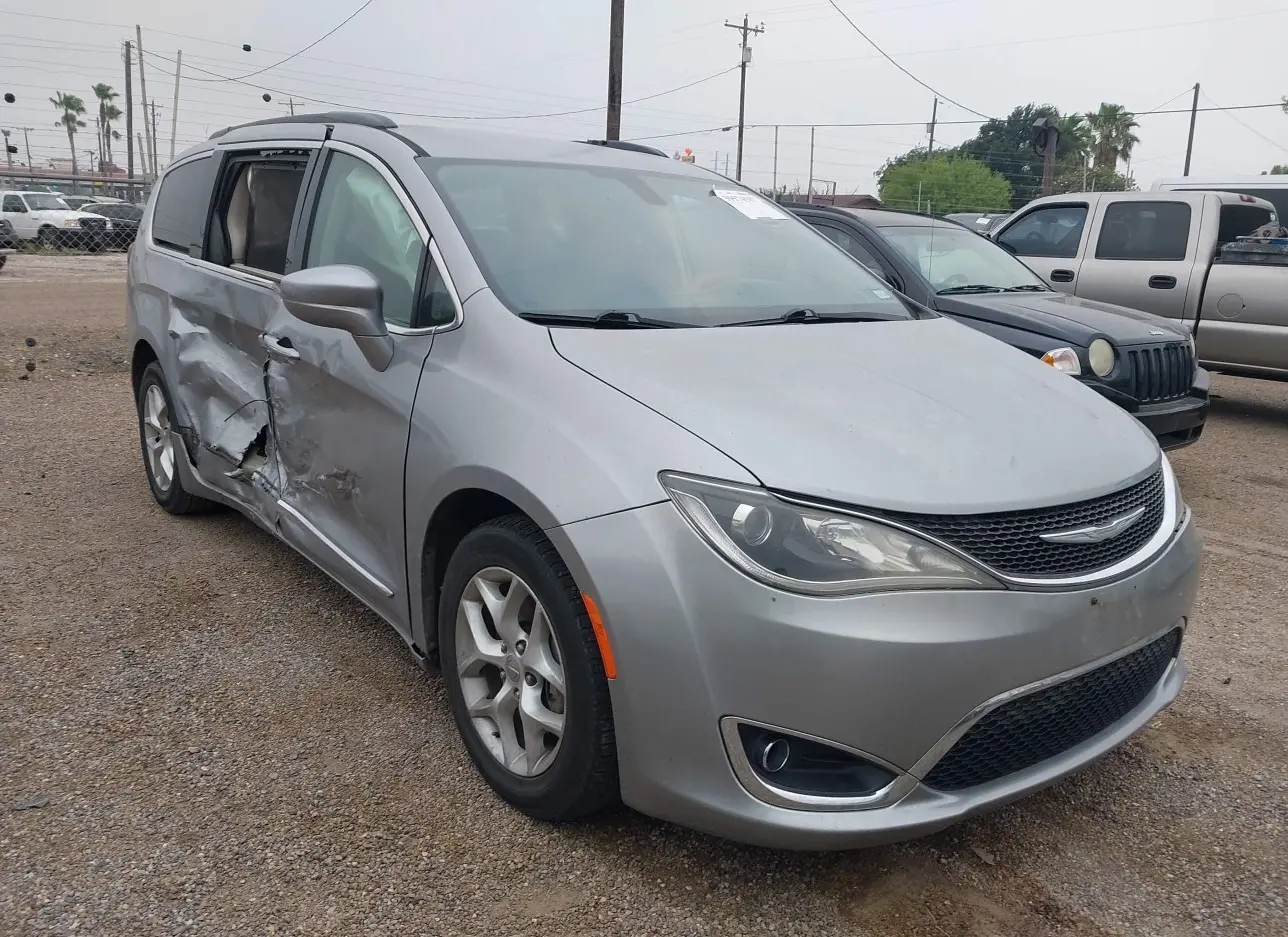 2017 CHRYSLER  - Image 1.