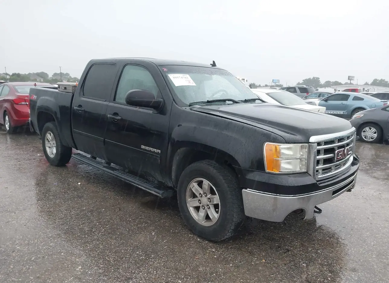 2011 GMC  - Image 1.