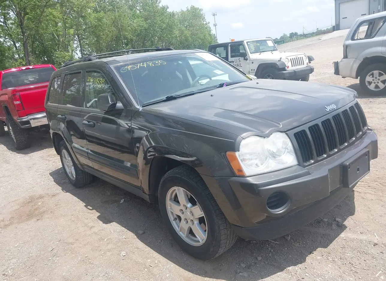 2005 JEEP  - Image 1.