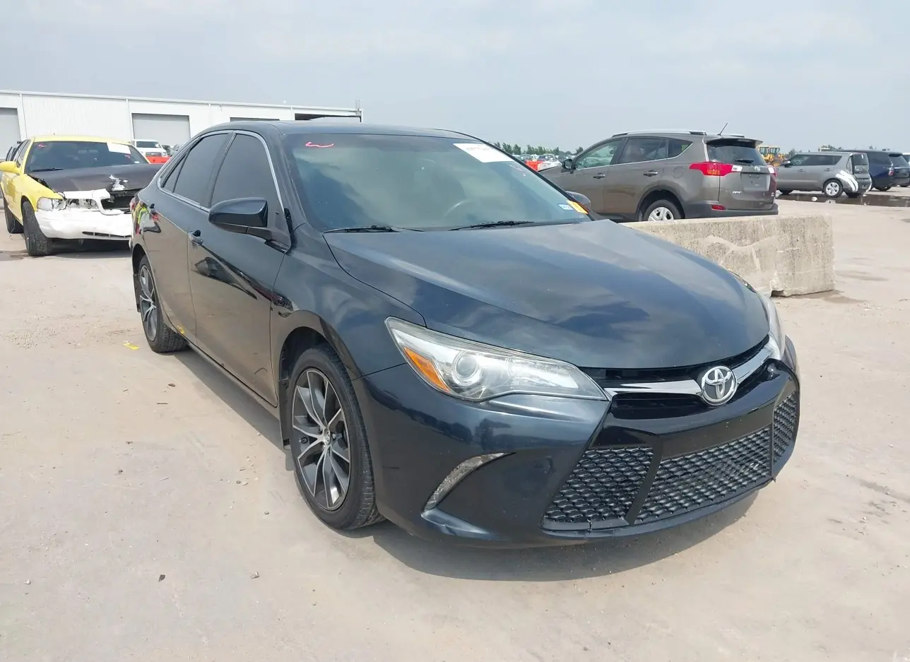 2015 TOYOTA  - Image 1.