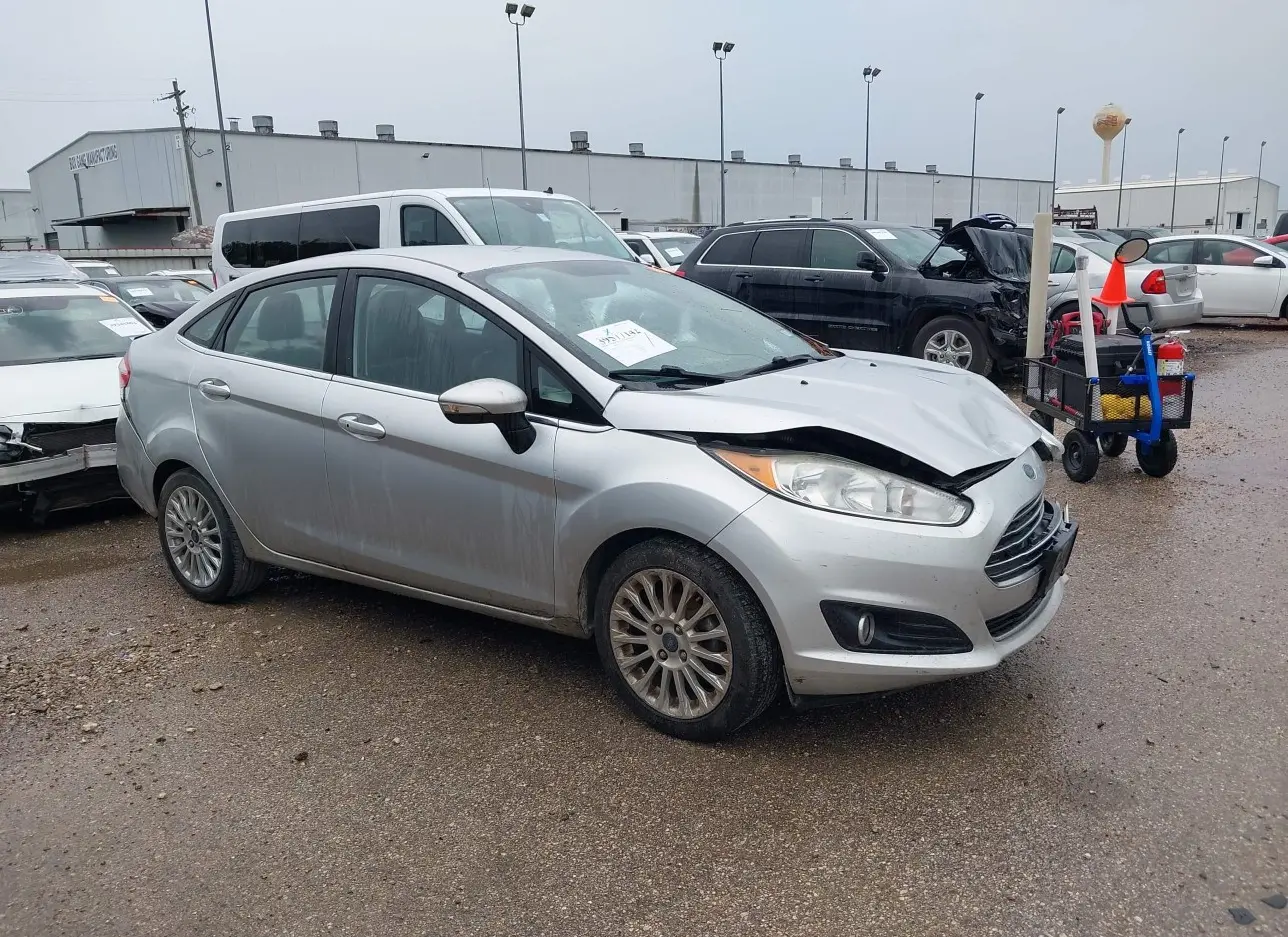 2015 FORD  - Image 1.